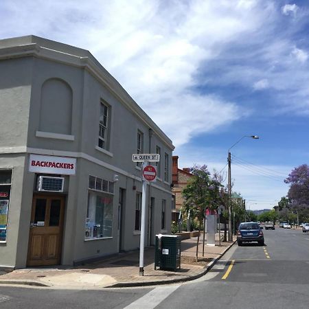 Shingo'S Backpackers Pansiyon Adelaide Dış mekan fotoğraf
