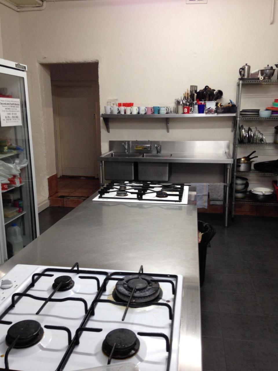 Shingo'S Backpackers Pansiyon Adelaide Dış mekan fotoğraf
