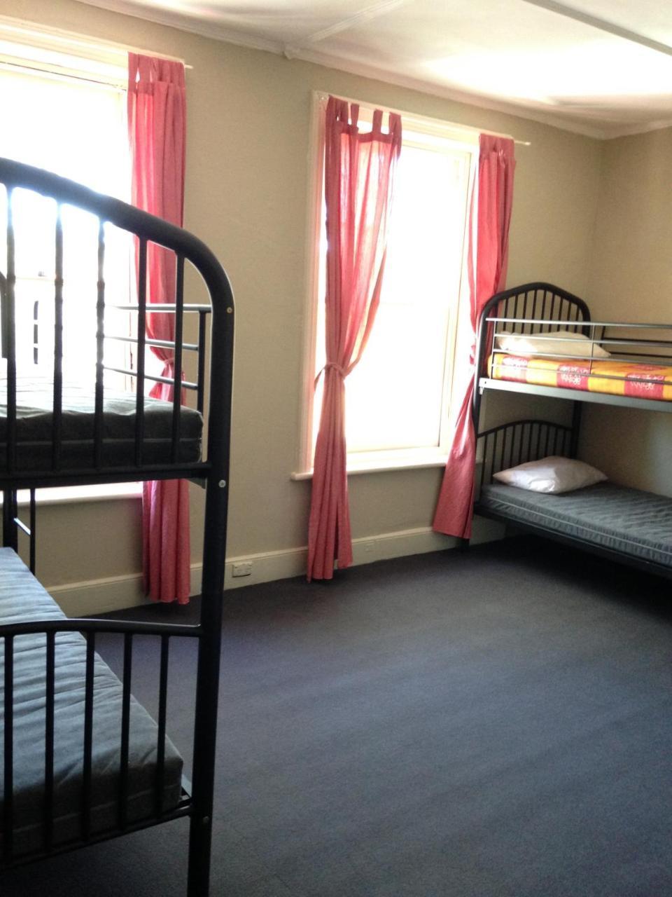 Shingo'S Backpackers Pansiyon Adelaide Dış mekan fotoğraf