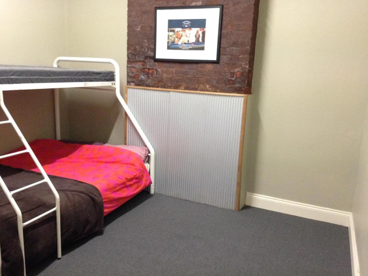 Shingo'S Backpackers Pansiyon Adelaide Dış mekan fotoğraf